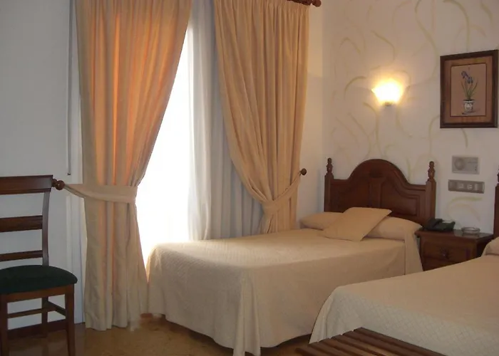 Heredero Hotel 3*